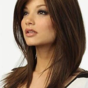 Raquel Welch Show Stopper RL4/6 New, never worn but tags removed.